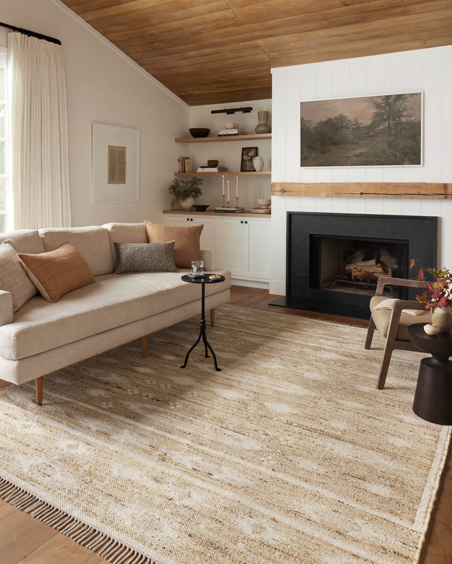 Angela Rose x Loloi Rivers RIV-04 Natural / Ivory