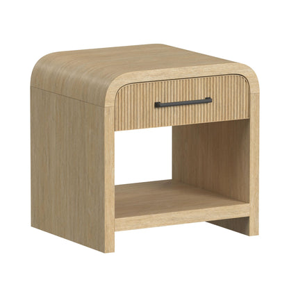 Ridgemont End Table With Usb In Natural