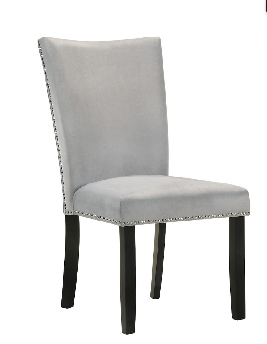 Silla auxiliar Clarice de terciopelo