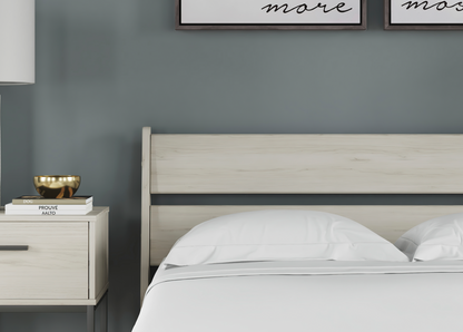 Cama de plataforma con paneles Socalle