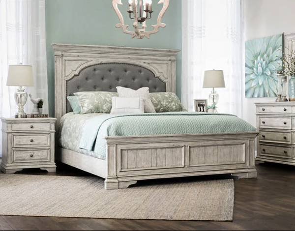 Highland Park Bed in White
