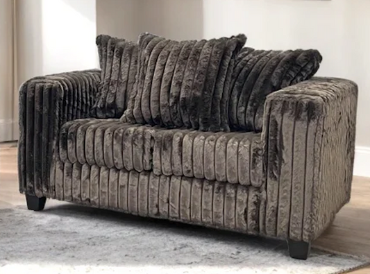 Midnight II Loveseat