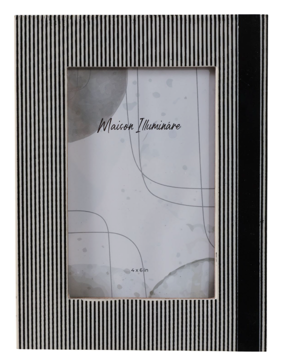 Evertonland Black Frame 8 in