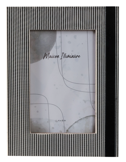 Evertonland Black Frame 8 in