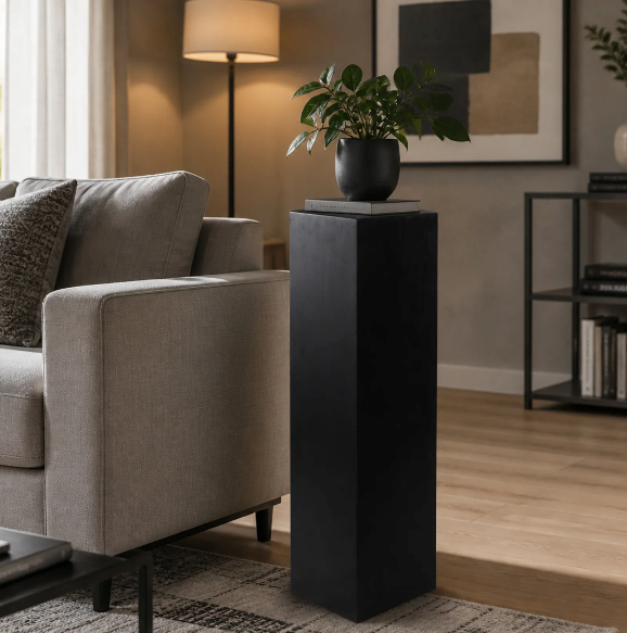 Cadenside Black Table, 36"