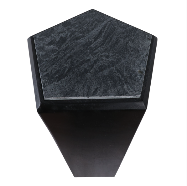 Cadenside Black Table, 30"