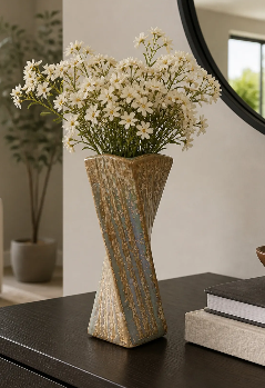 Granthamway Copper Vase 9"(in)