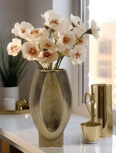Nadia Metal Oval Vase 12"(in)
