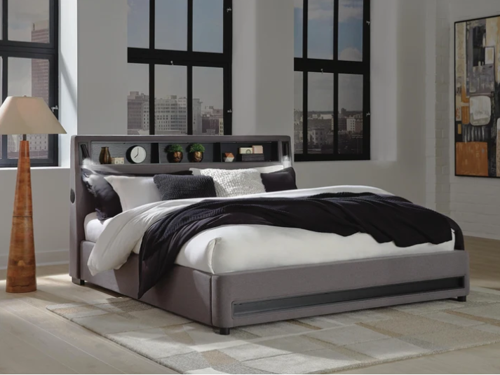 Cayberry Queen Upholstered Bed