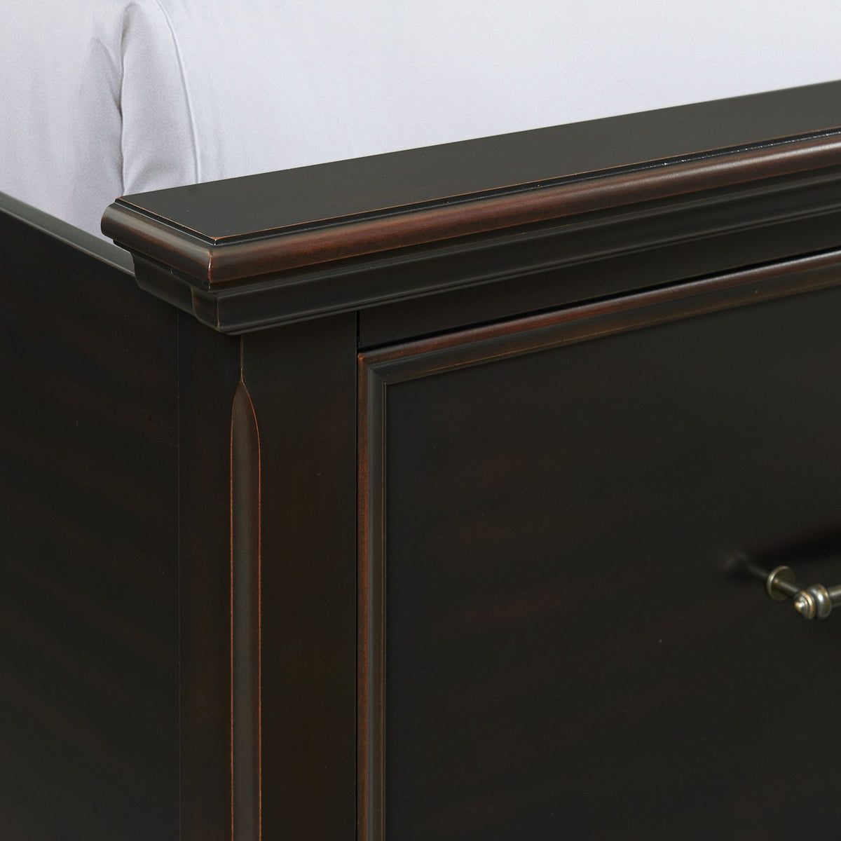 Slater King Platform Storage 5PC Bedroom Set with 2 Nightstands, Dresser & Chest