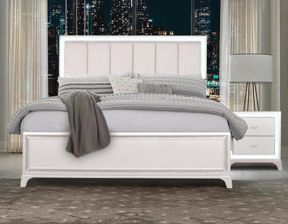 Cassie Illuminating Queen Bed Shimmering Pearl