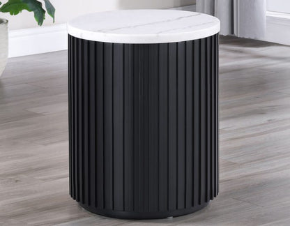 Mesa auxiliar redonda Colvin de 45 cm con superficie de mármol blanco y acabado negro 