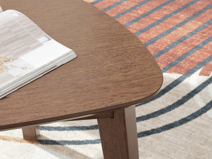Lyncott Occasional Table Set (3/CN)