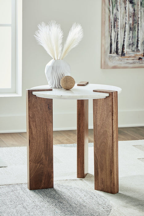 Isanti Occasional Table Package