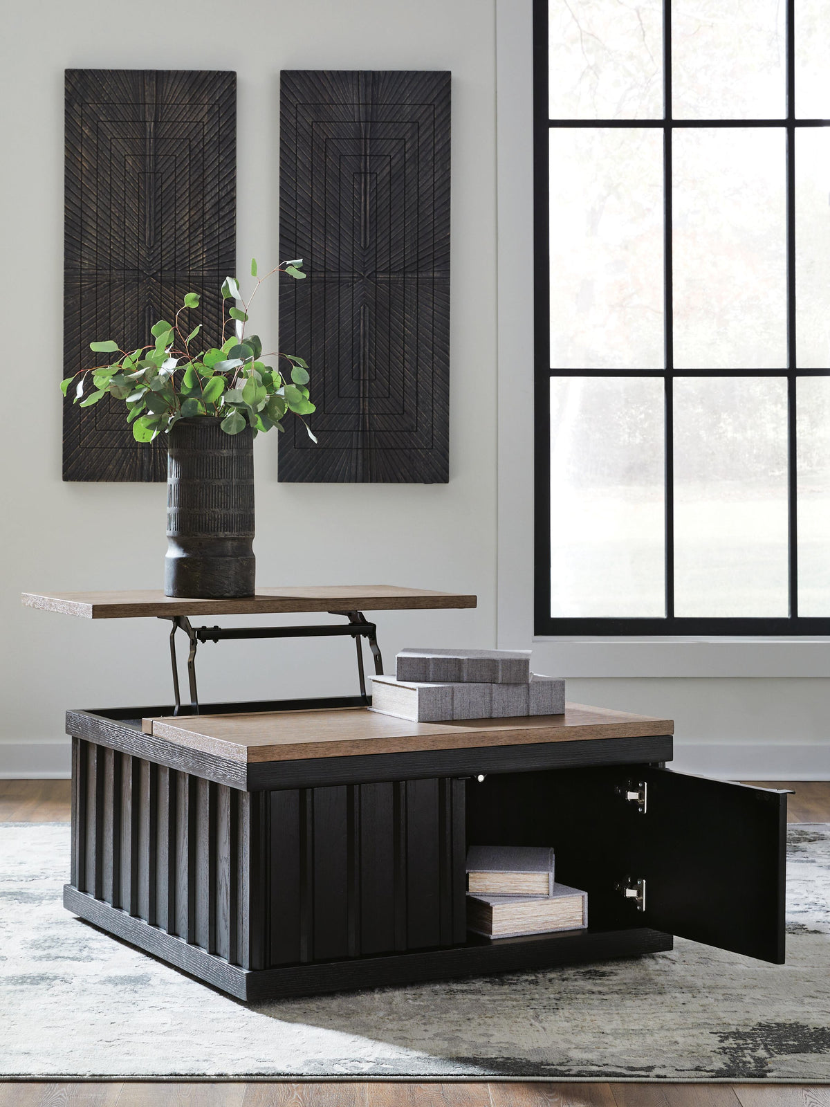 Rylandyn Lift Top Cocktail Table