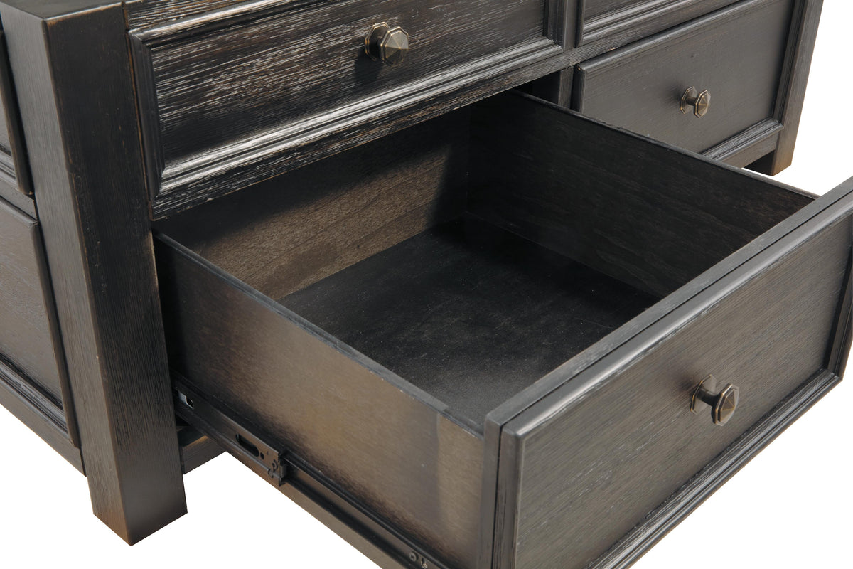 Tyler Creek 3PC Occasional Mesa Set