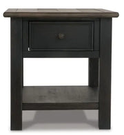 Tyler Creek 3PC Occasional Table Set