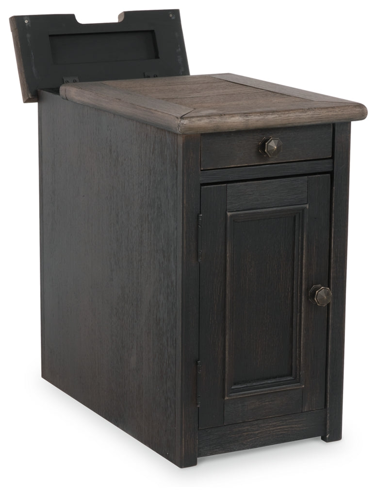 Tyler Creek Chair Side End Table