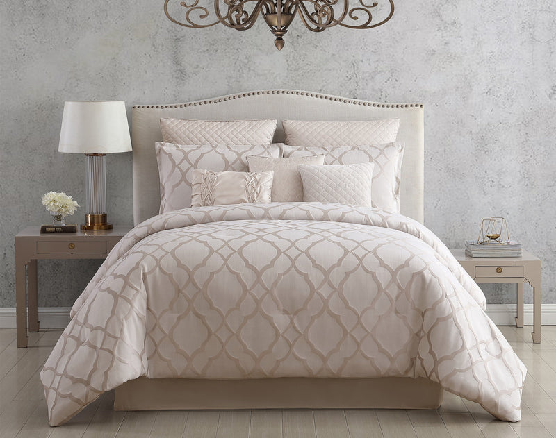 Trinity Comforter Set