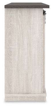 Dorrinson Medium TV Stand