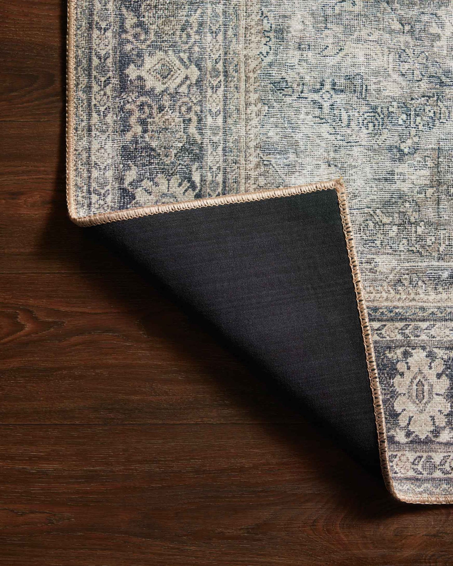 Loloi Wynter WYN-07 Grey / Charcoal