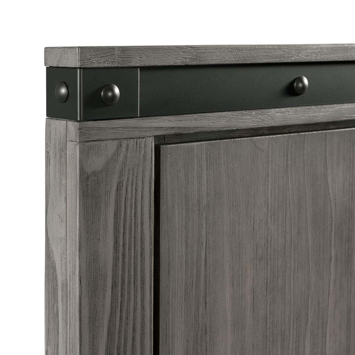 Wade Queen 3PC Bedroom Set with 2 Nightstands