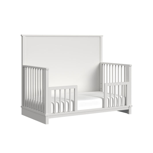Wyller Crib with Guard Rail in White