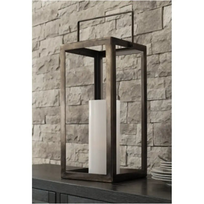BRIANA LANTERN