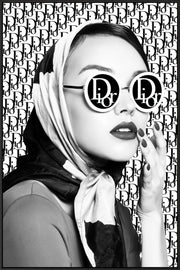 ''Elegant Fashion Portrait Canvas'' Gloss Canvas in Frame