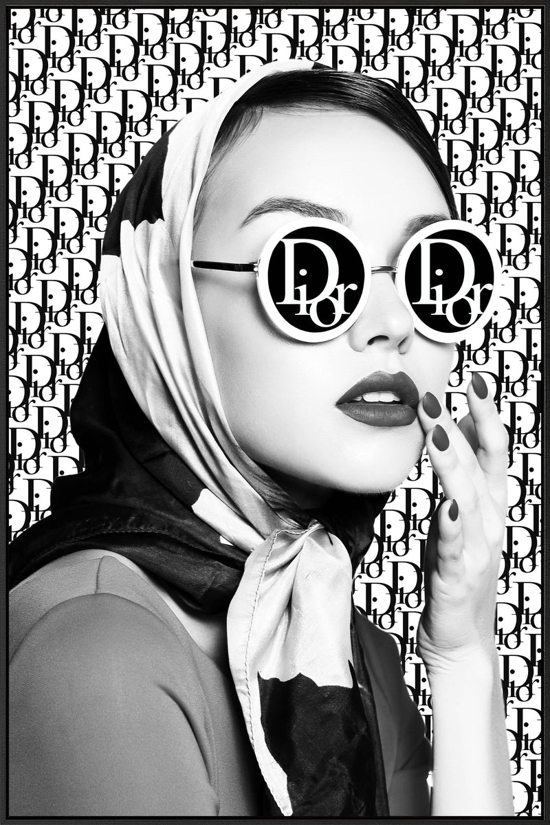 ''Elegant Fashion Portrait Canvas'' Gloss Canvas in Frame