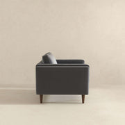 Sillón de terciopelo gris ámbar