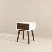 Mesita de noche de madera maciza Avery con 1 cajón