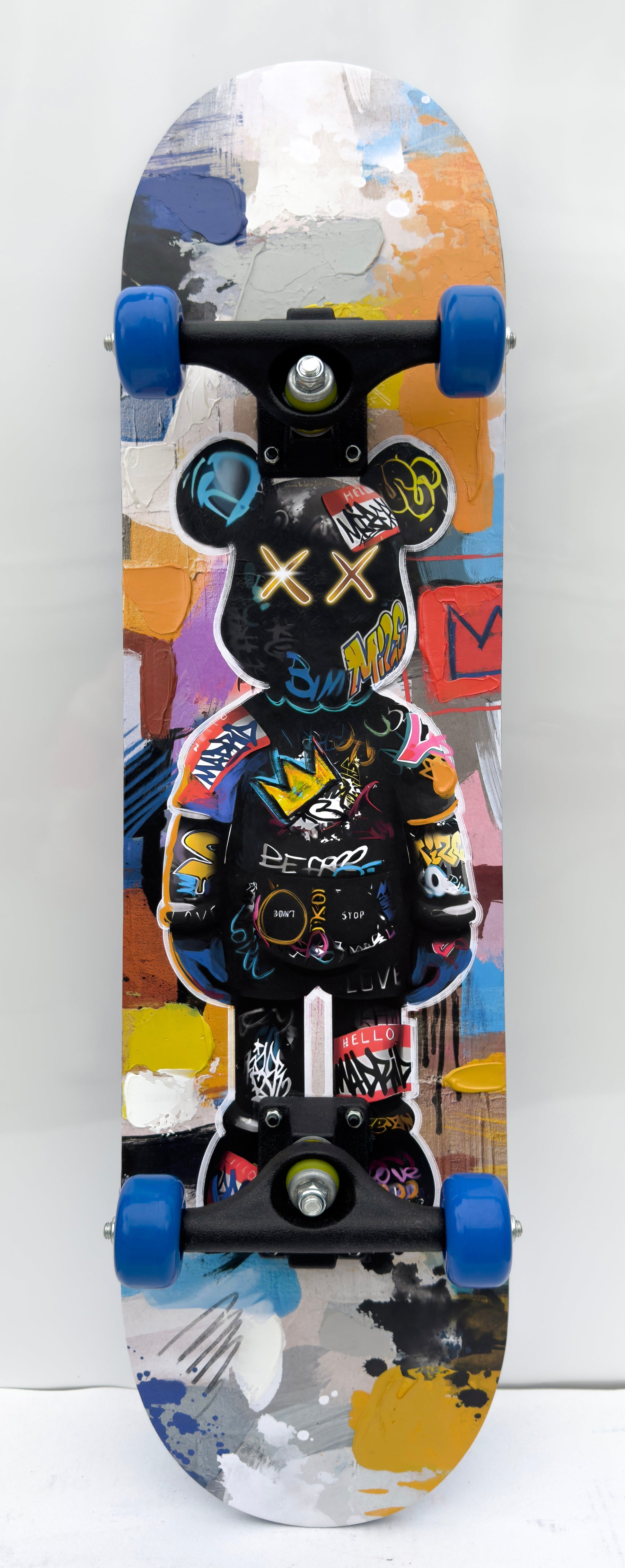 ''Graffiti Bear Skateboard'' Hand-painted Skateboard