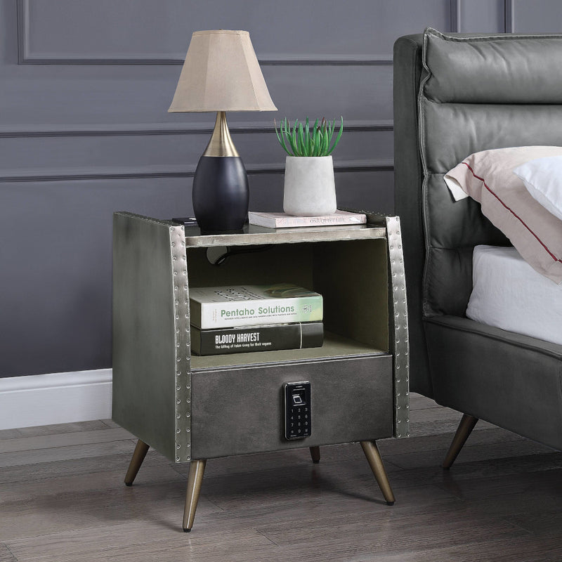 Mesita de noche Doris de 22" de alto con 1 cajón, USB y cerradura eléctrica