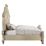 Cama King oriental tapizada estilo Vaticano