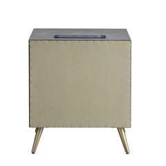 Mesita de noche Doris de 22" de alto en cuero de grano superior con USB y cerradura eléctrica