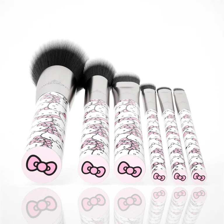 Hello Kitty¨ "Supercute Signature" 6-PC BRUSH SET