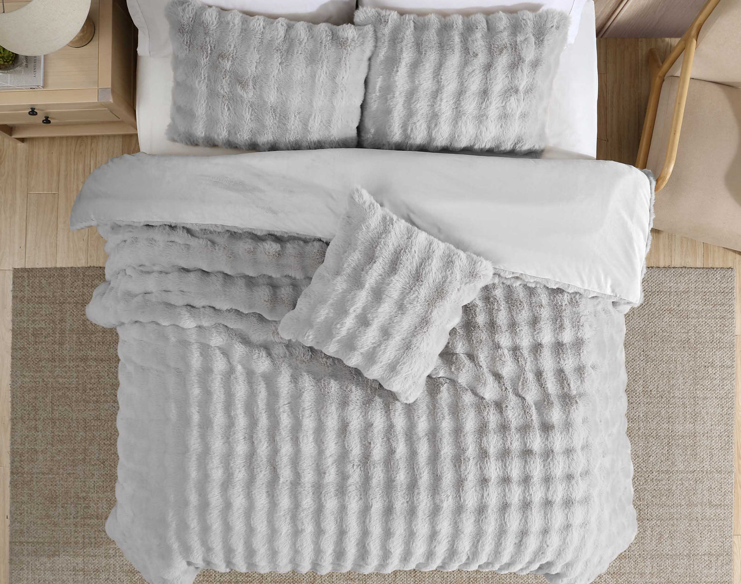 Bubble Faux Fur Gray 4 pc Comforter Set