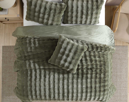 Bubble Faux Fur Green 4 pc Comforter Set