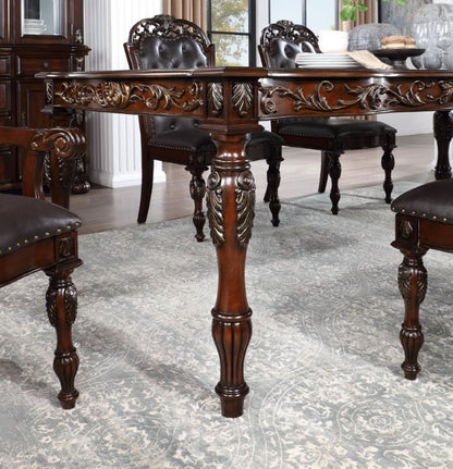 Nouvelle Dining Table