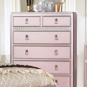 Avior Chest