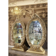 Seville Curio