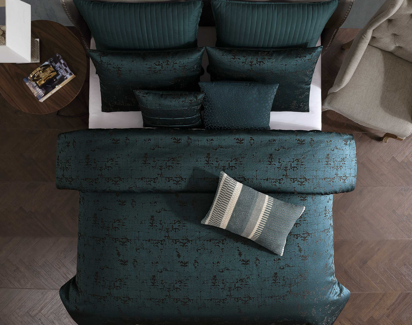 Dustin Blue Comforter Set