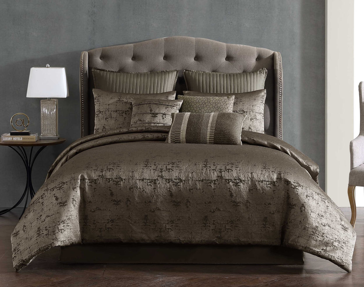 Dustin Mink Comforter Set