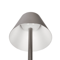 Lámpara de mesa LED recargable Elegance, níquel cepillado, interruptor táctil LED