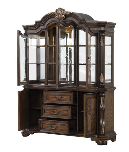 Leovanni Hutch And Buffet