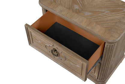Lyris Nightstand