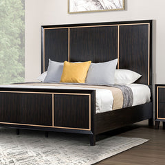 Kenyada 5 Pc Queen Bedroom Set