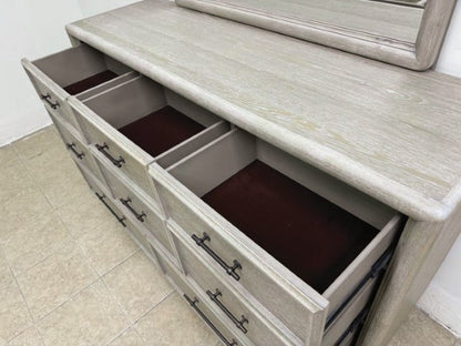 Midhurst Dresser