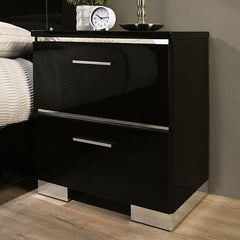 Carlie 5 Pc Queen Bedroom Set